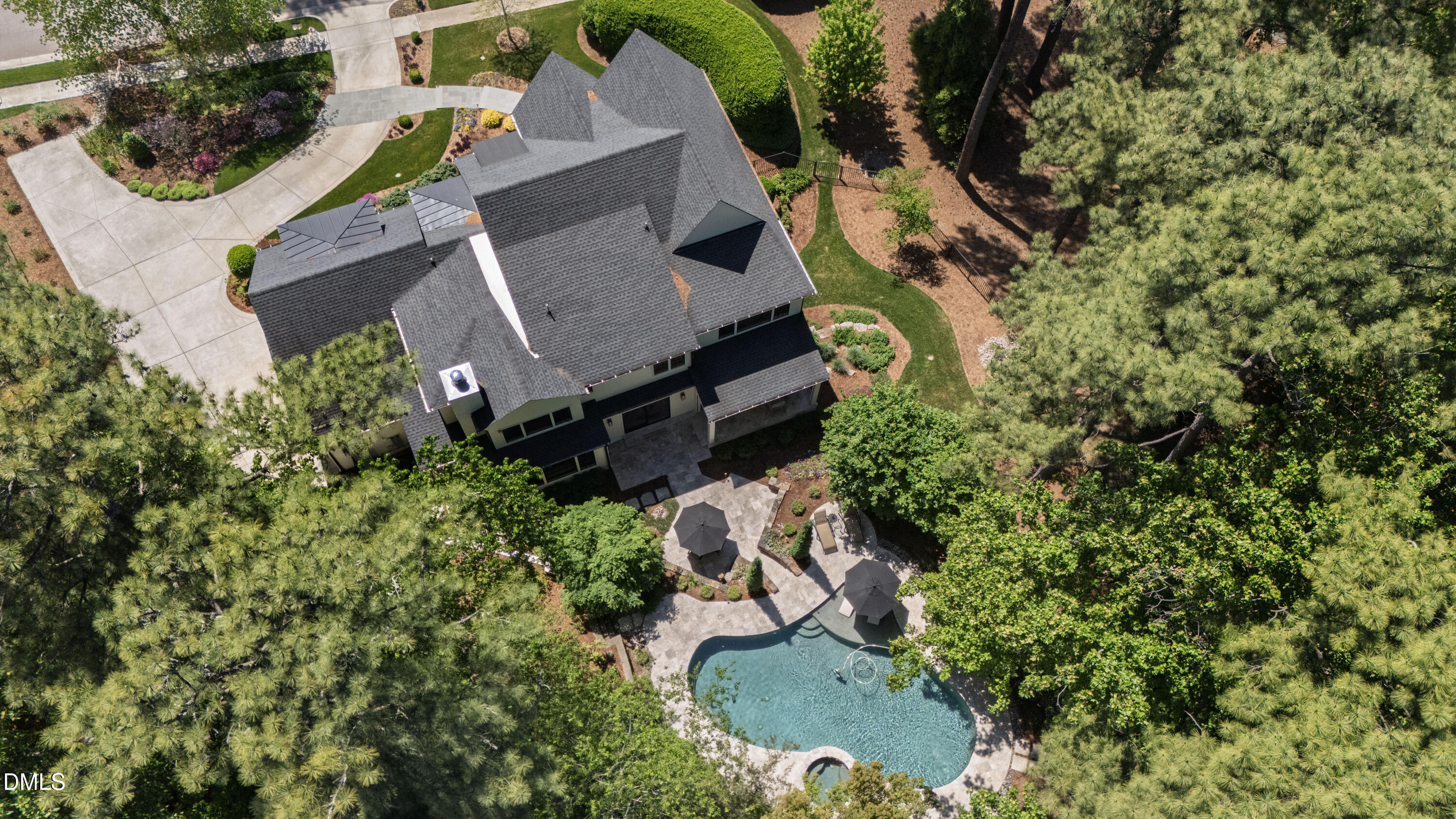 1817 Hunting Ridge Road