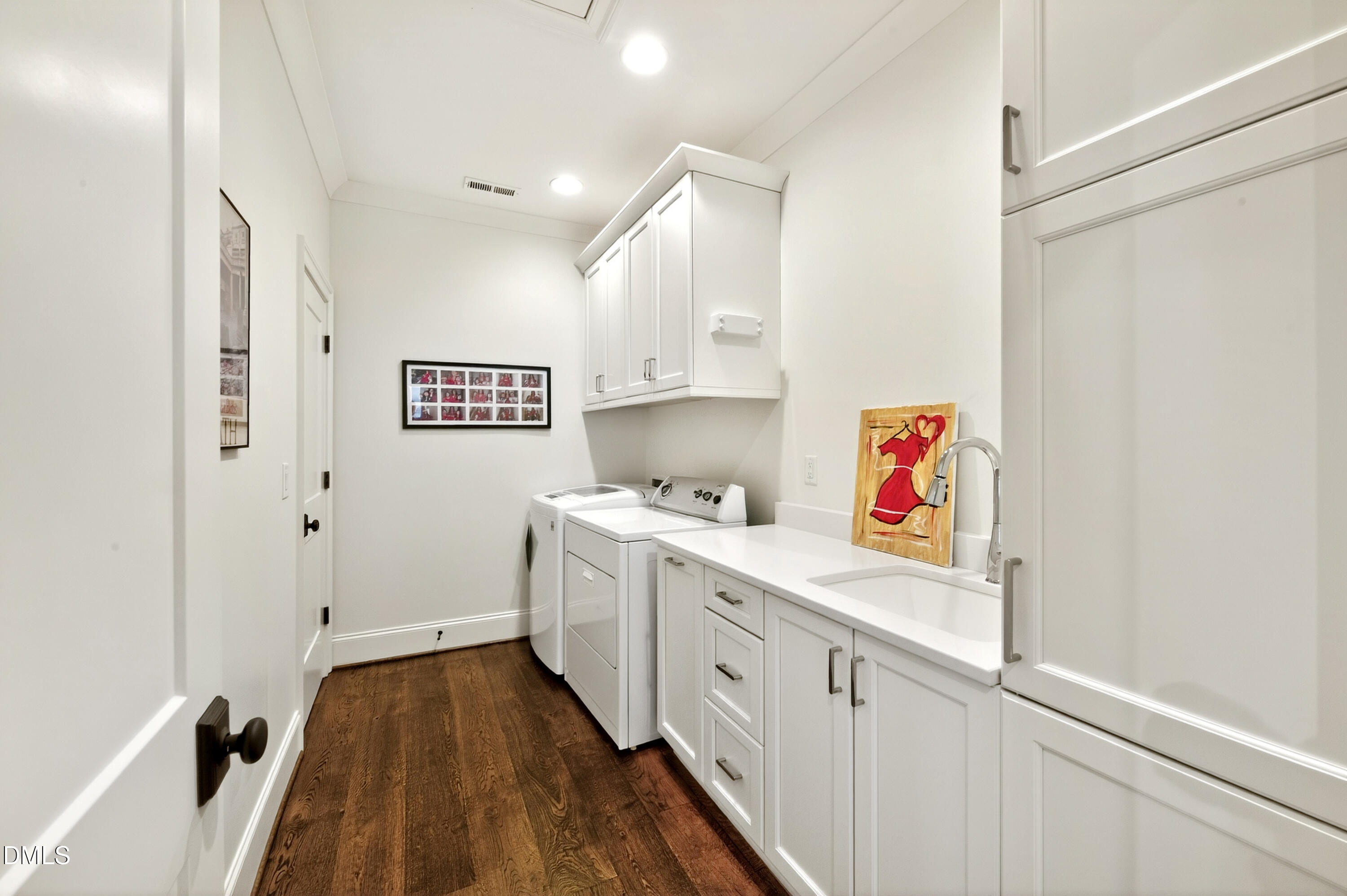 1817 Hunting Ridge Road
