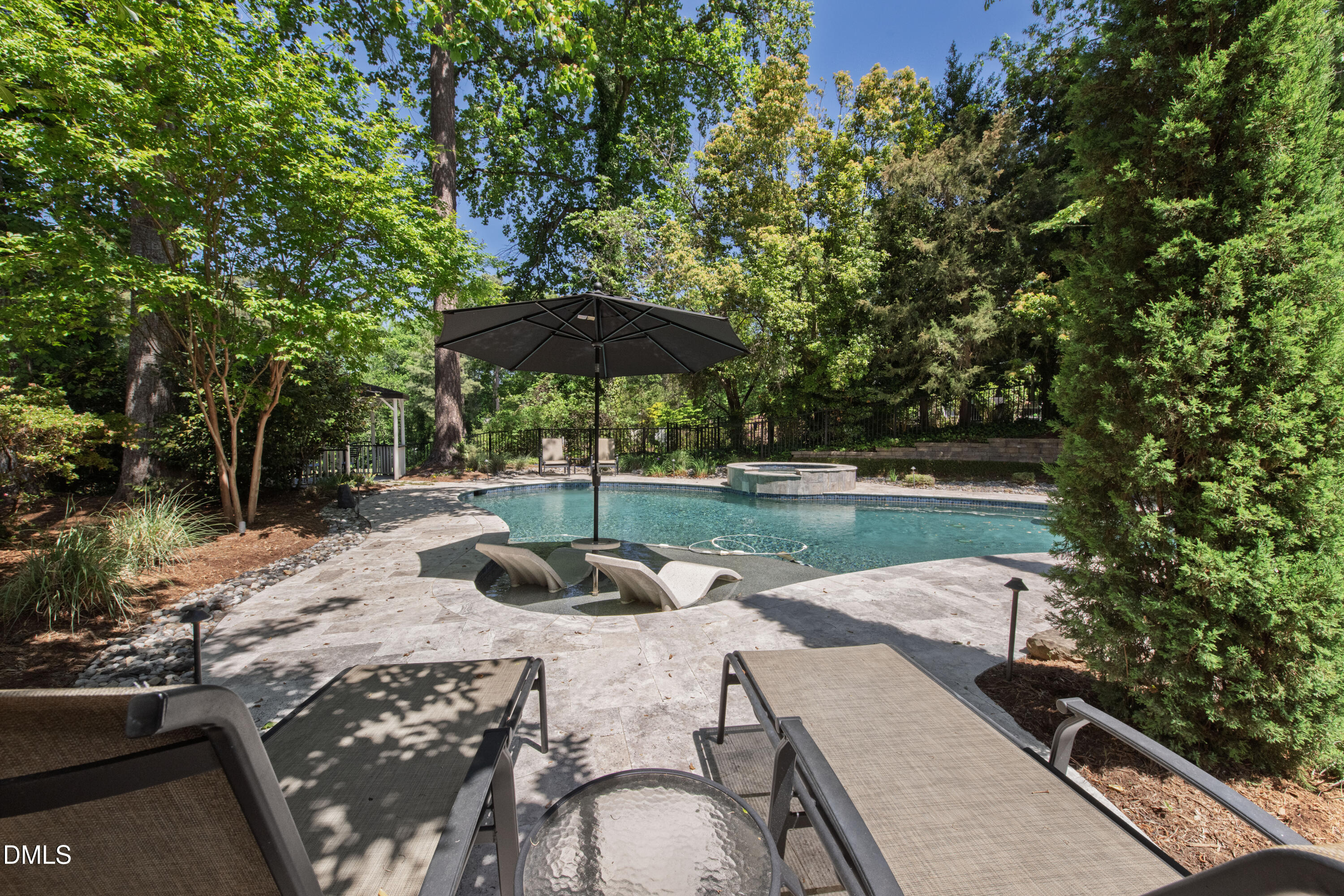 1817 Hunting Ridge Road