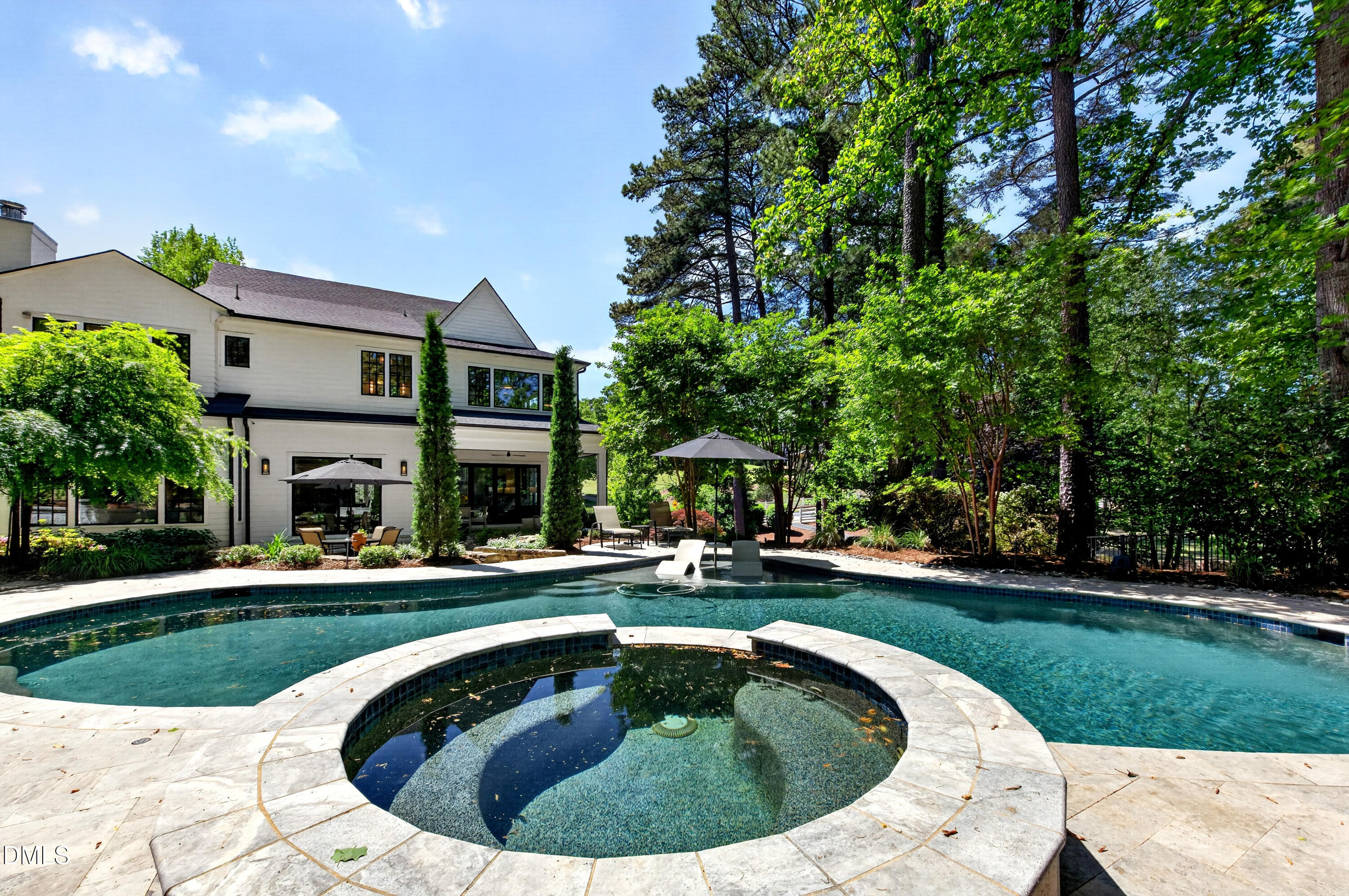 1817 Hunting Ridge Road