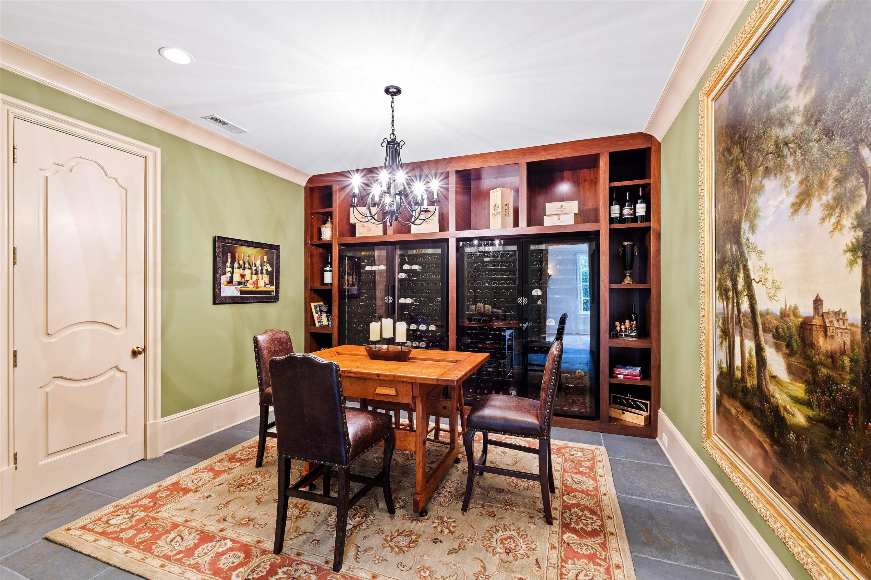 250 Blue Violet Way