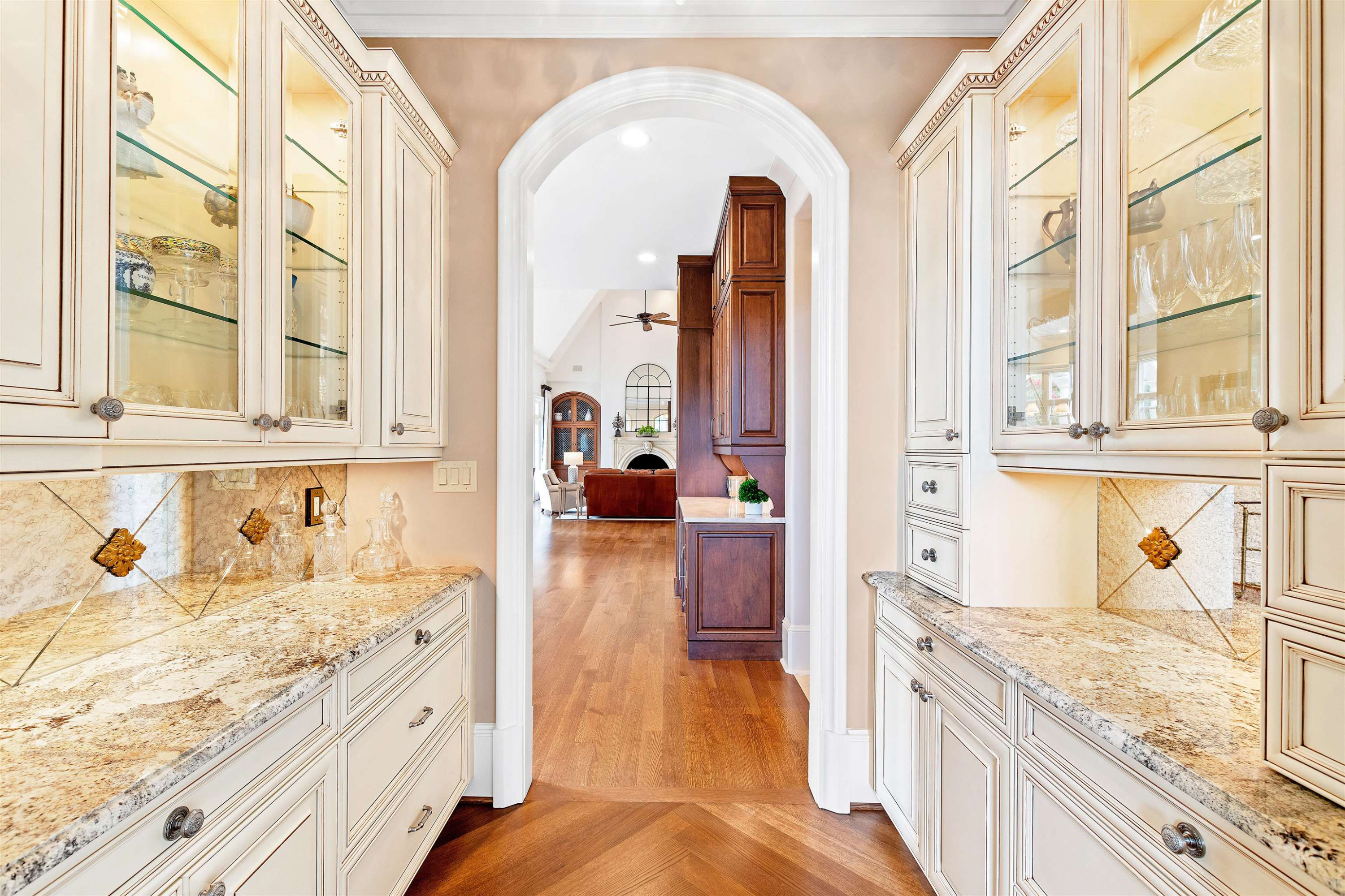 250 Blue Violet Way