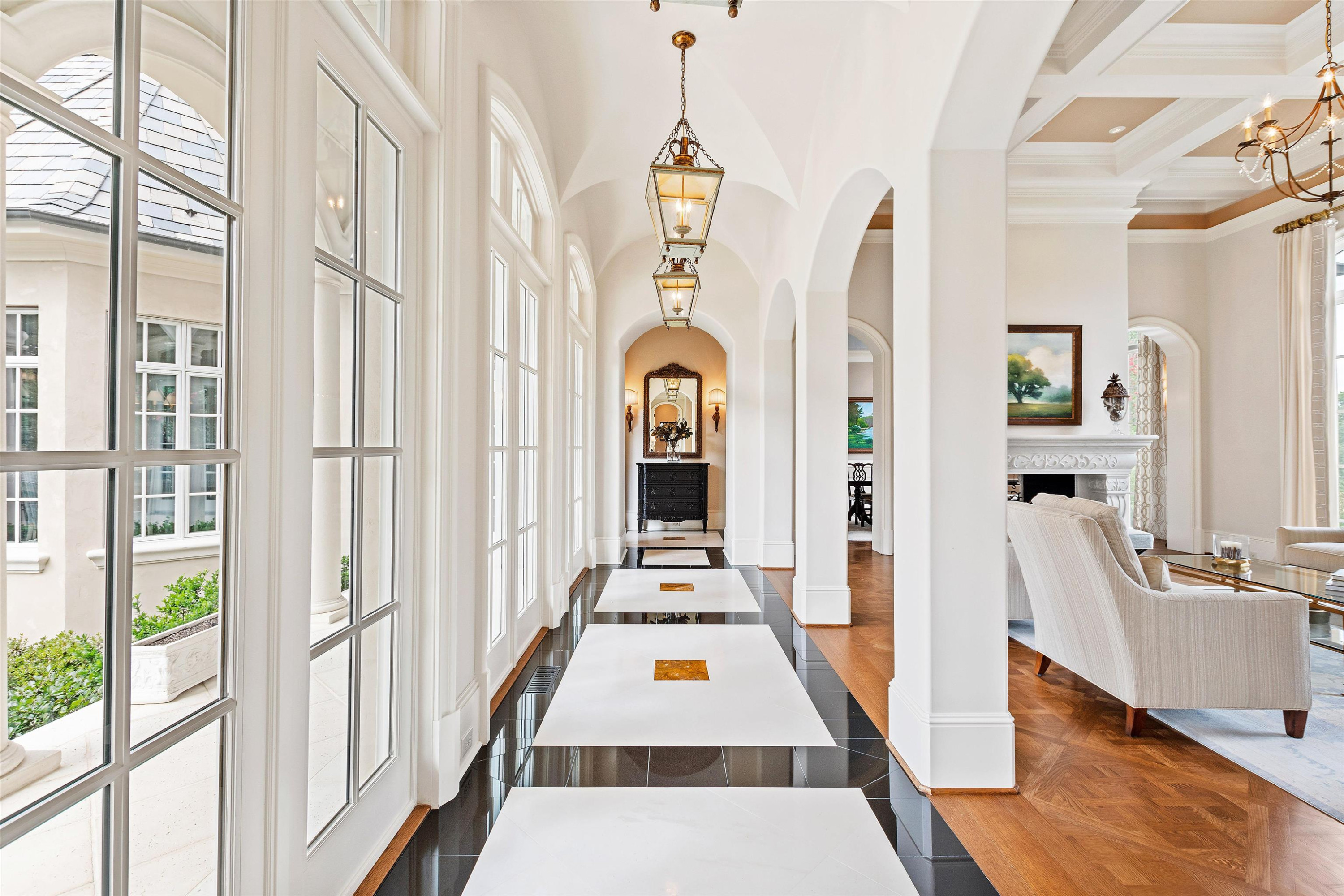 250 Blue Violet Way