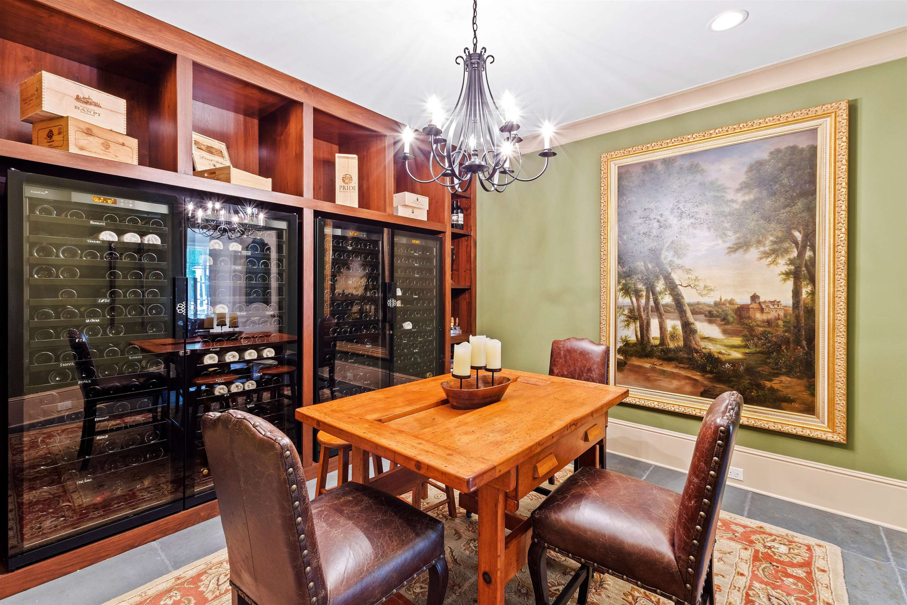 250 Blue Violet Way