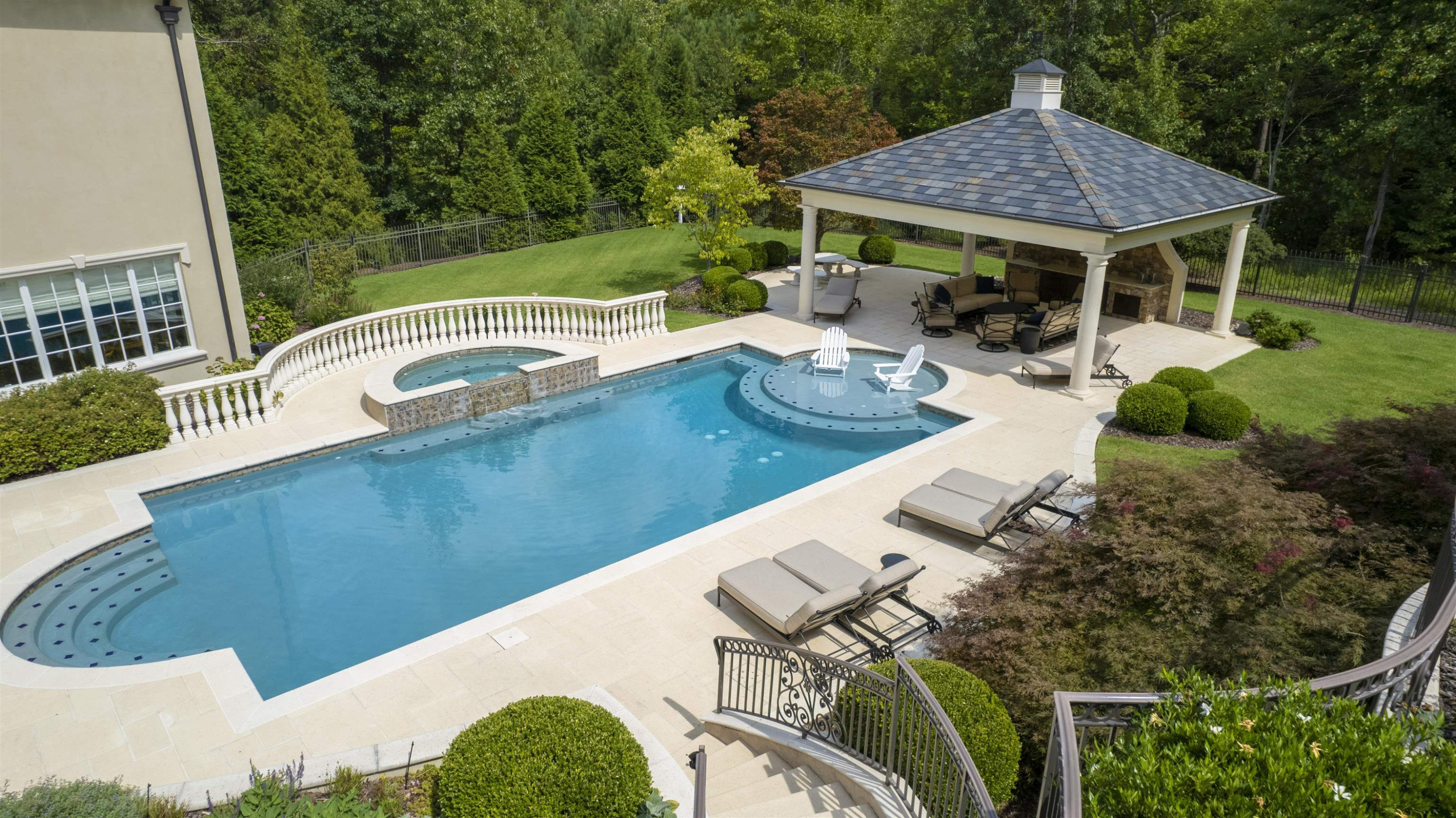 250 Blue Violet Way