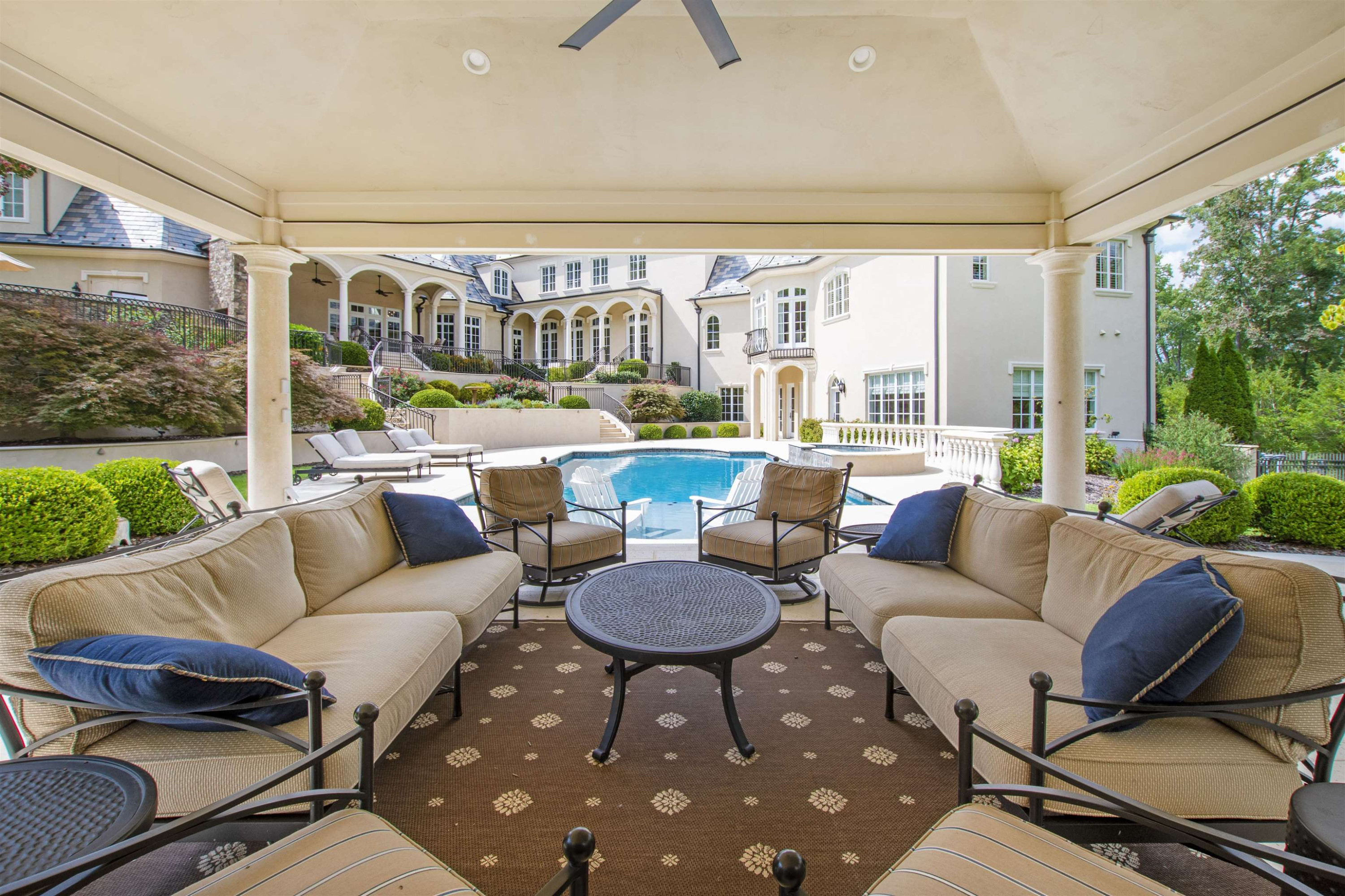 250 Blue Violet Way