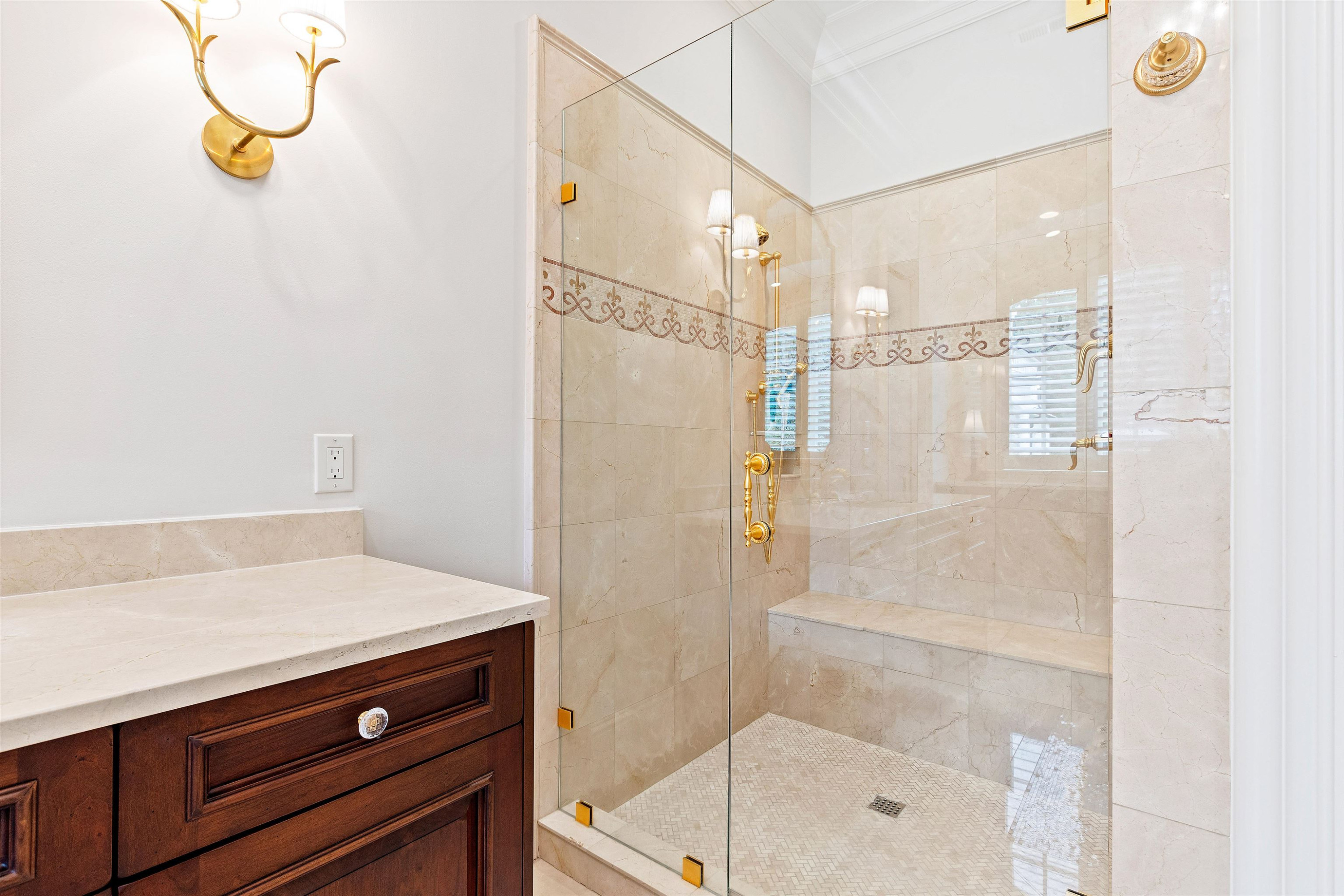 250 Blue Violet Way