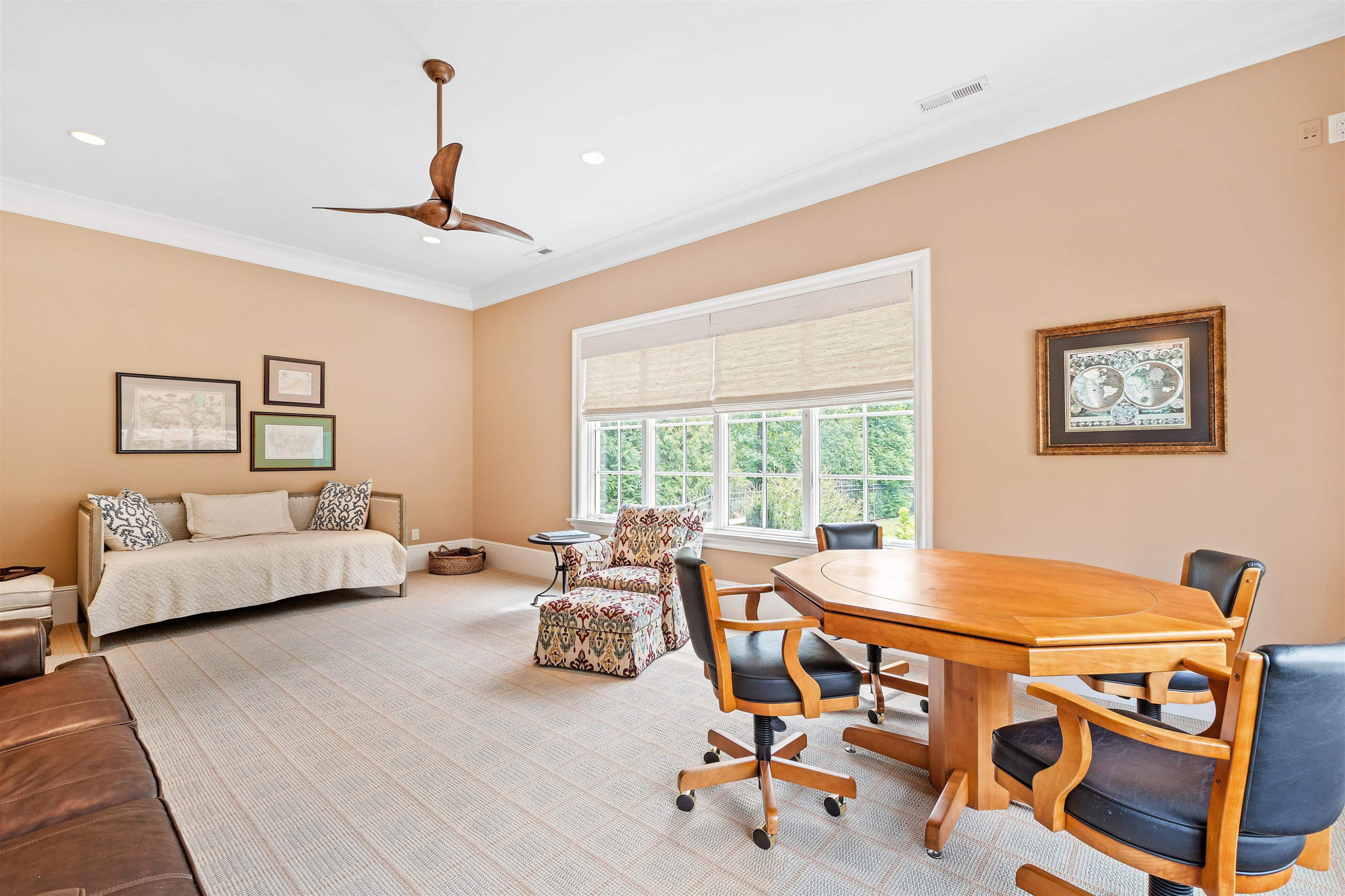 250 Blue Violet Way