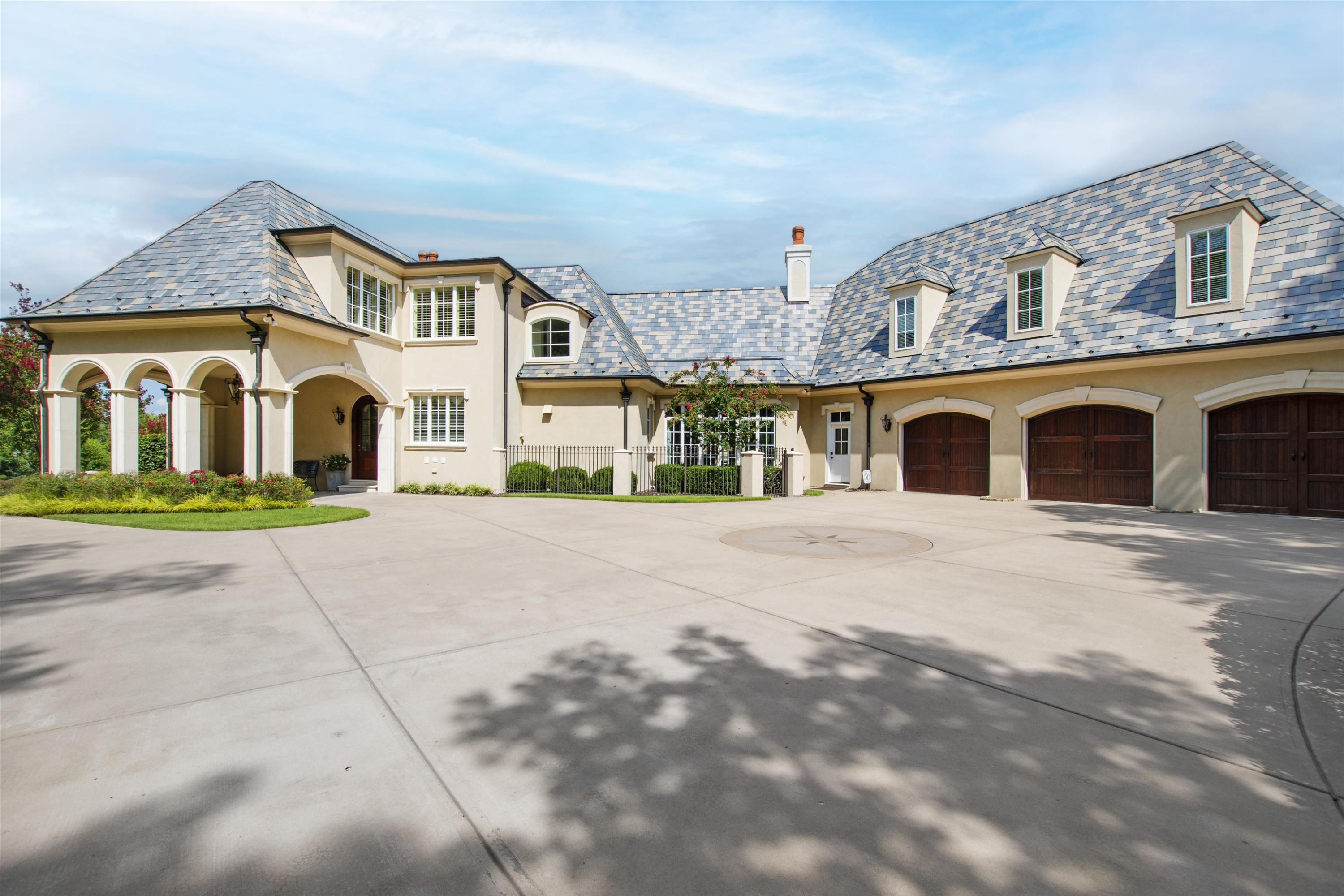 250 Blue Violet Way