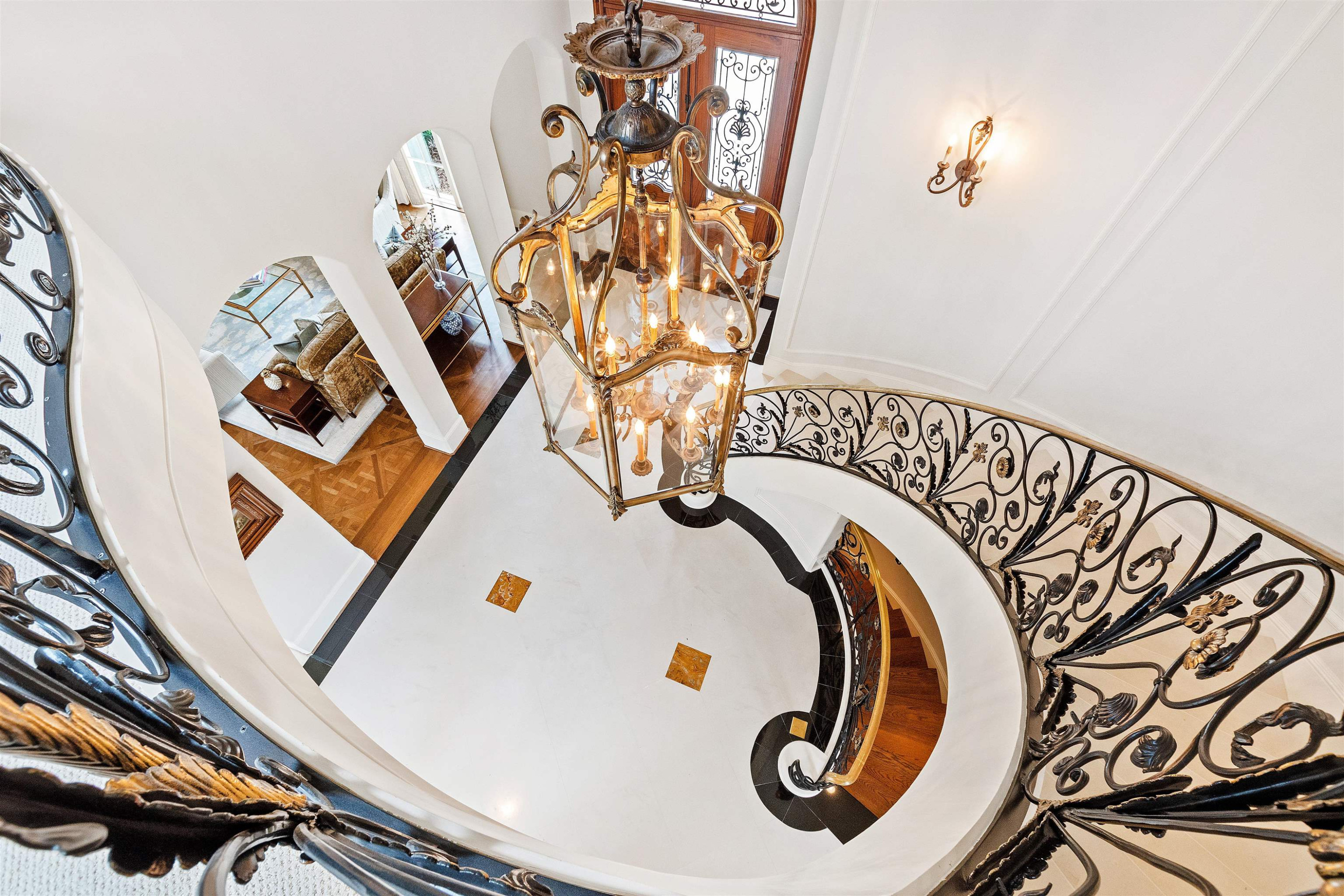 250 Blue Violet Way