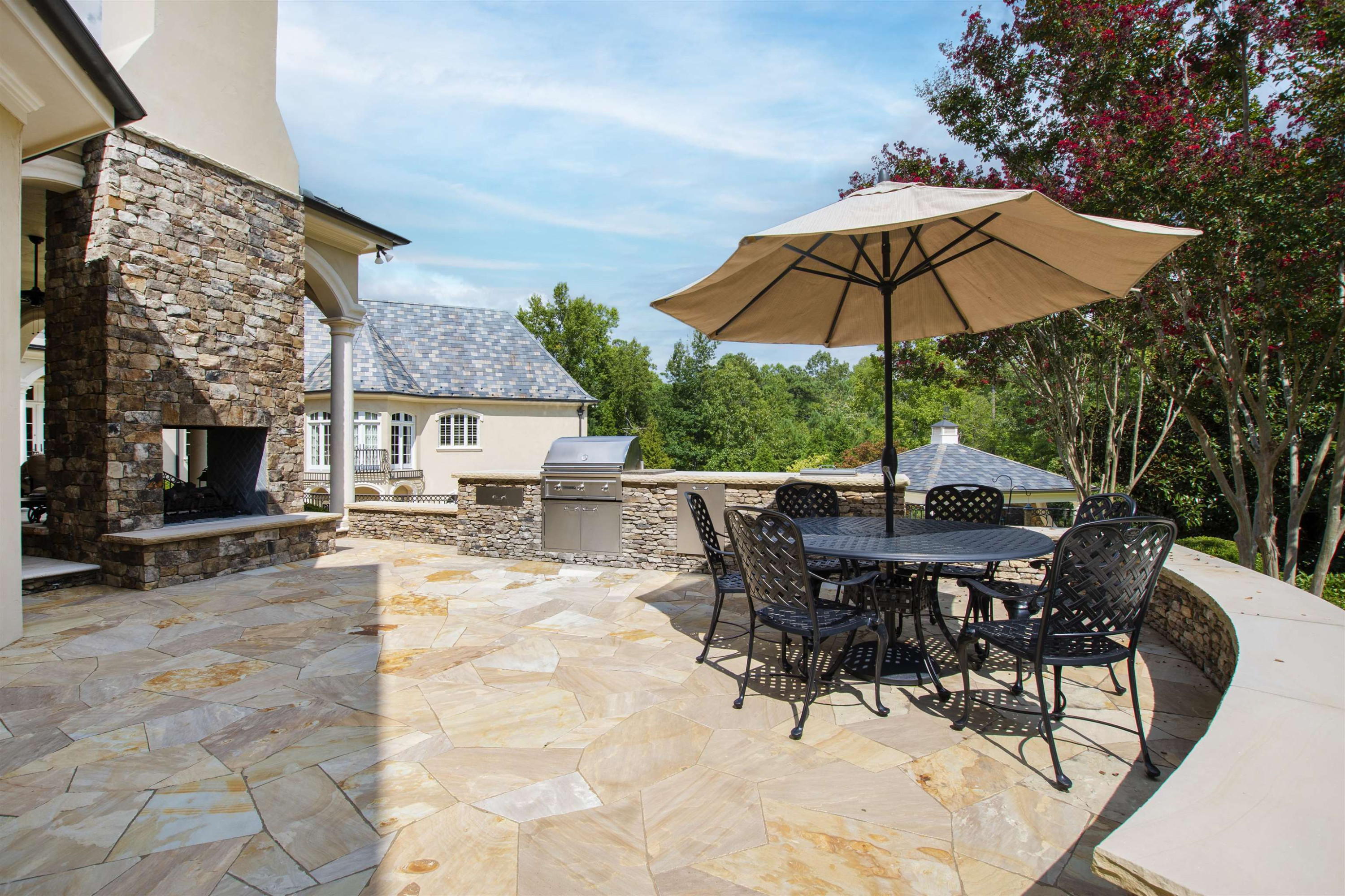 250 Blue Violet Way