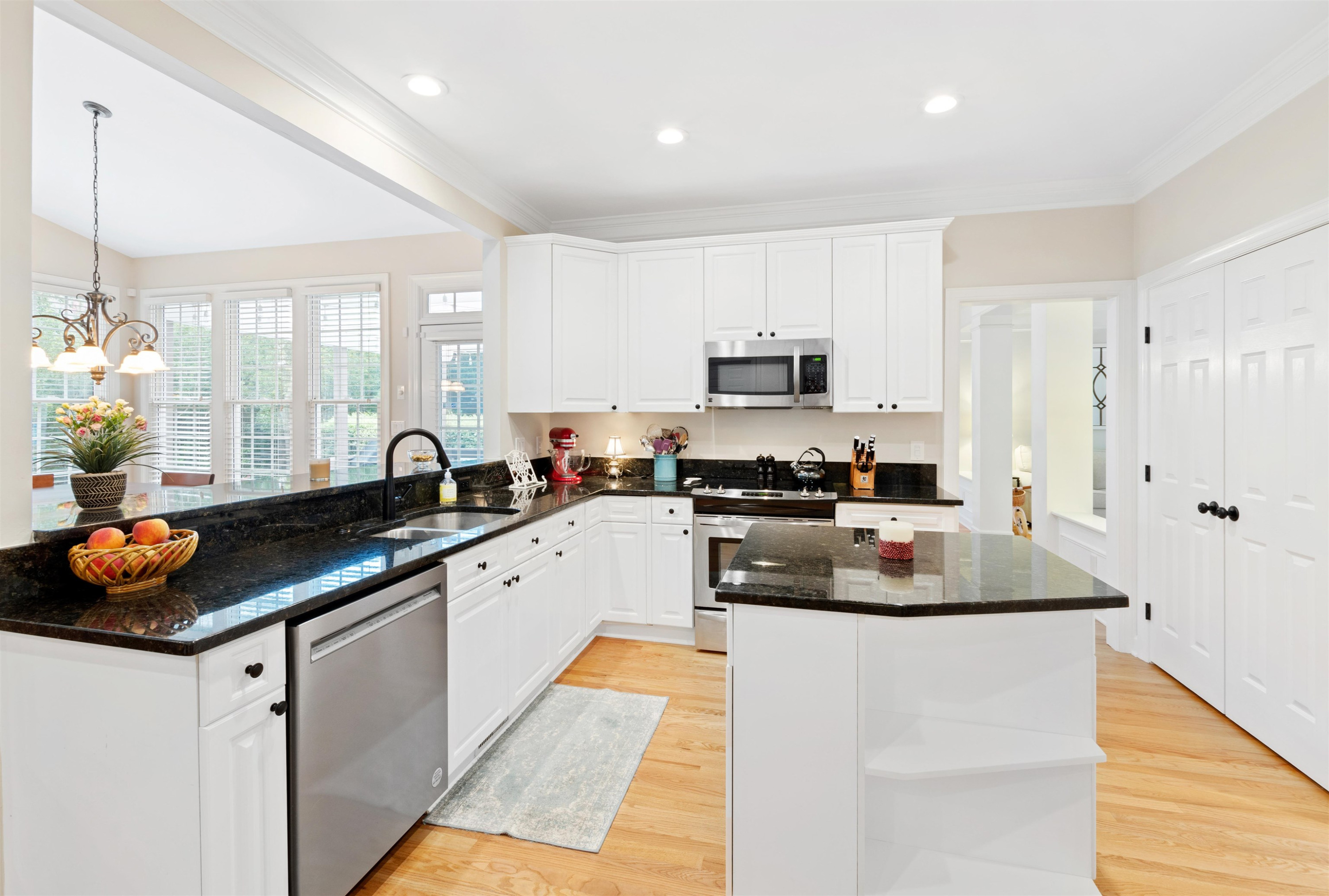 4604 Chandler Grove Court