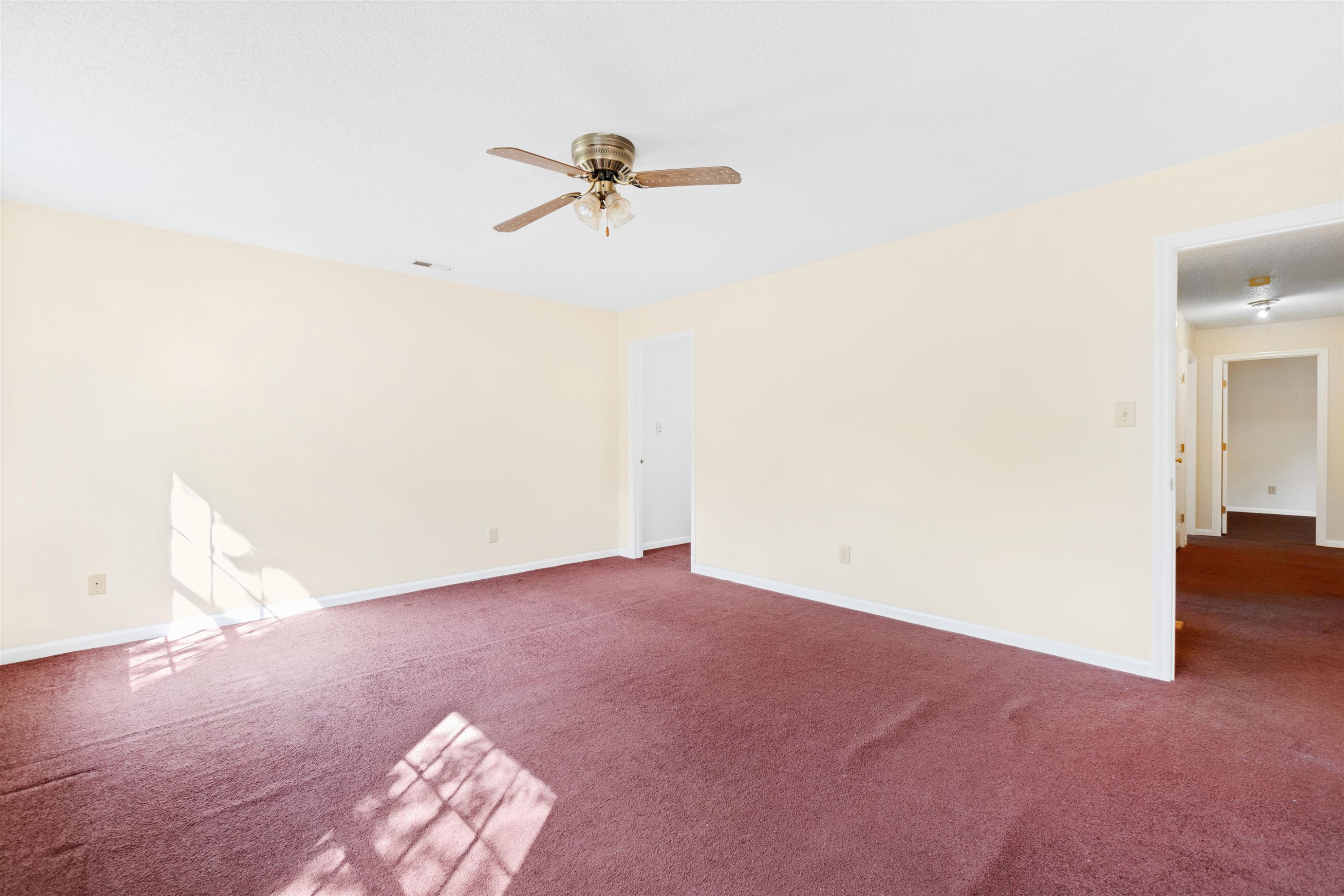1917 Grove Point Court