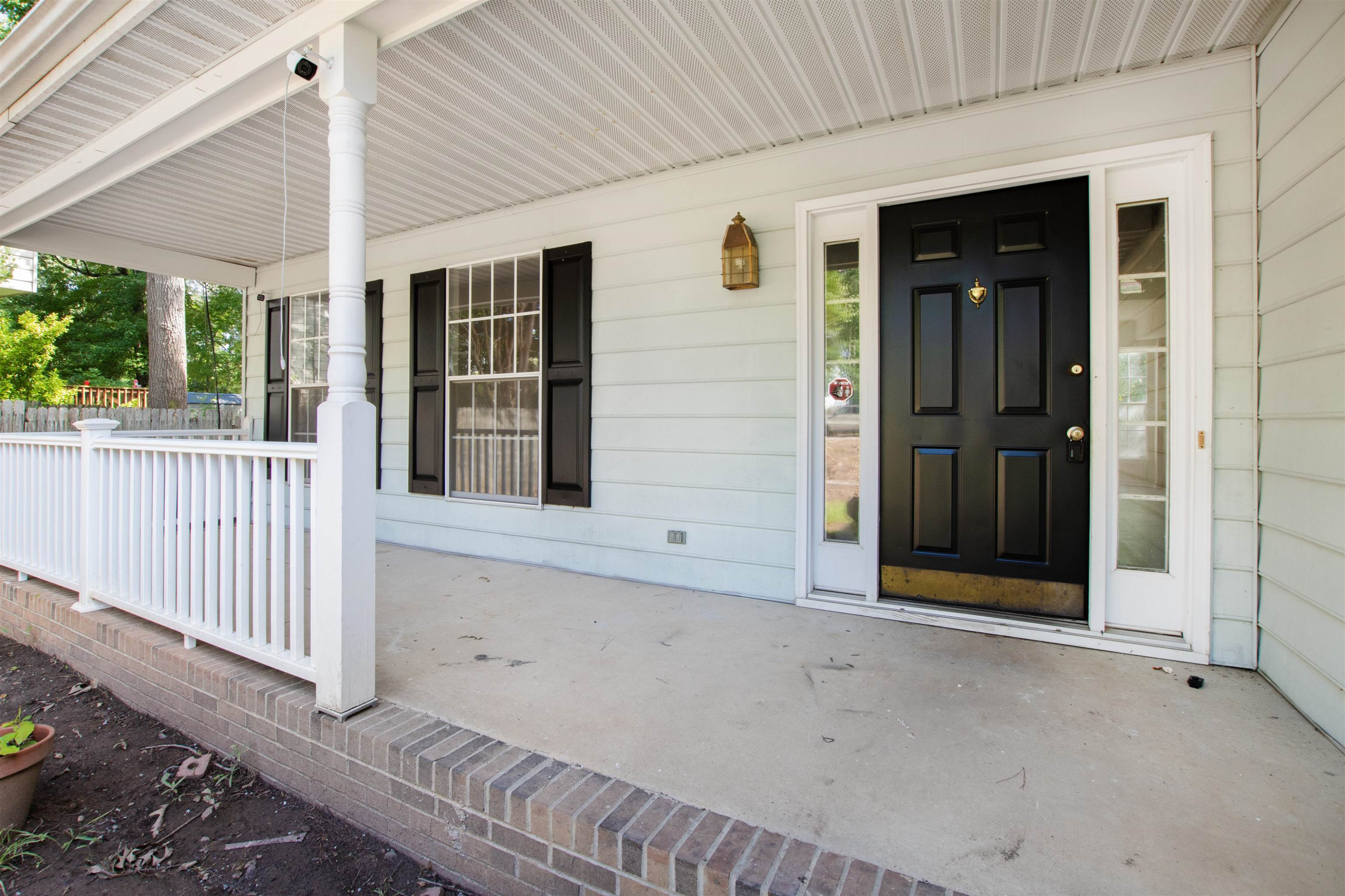 1917 Grove Point Court