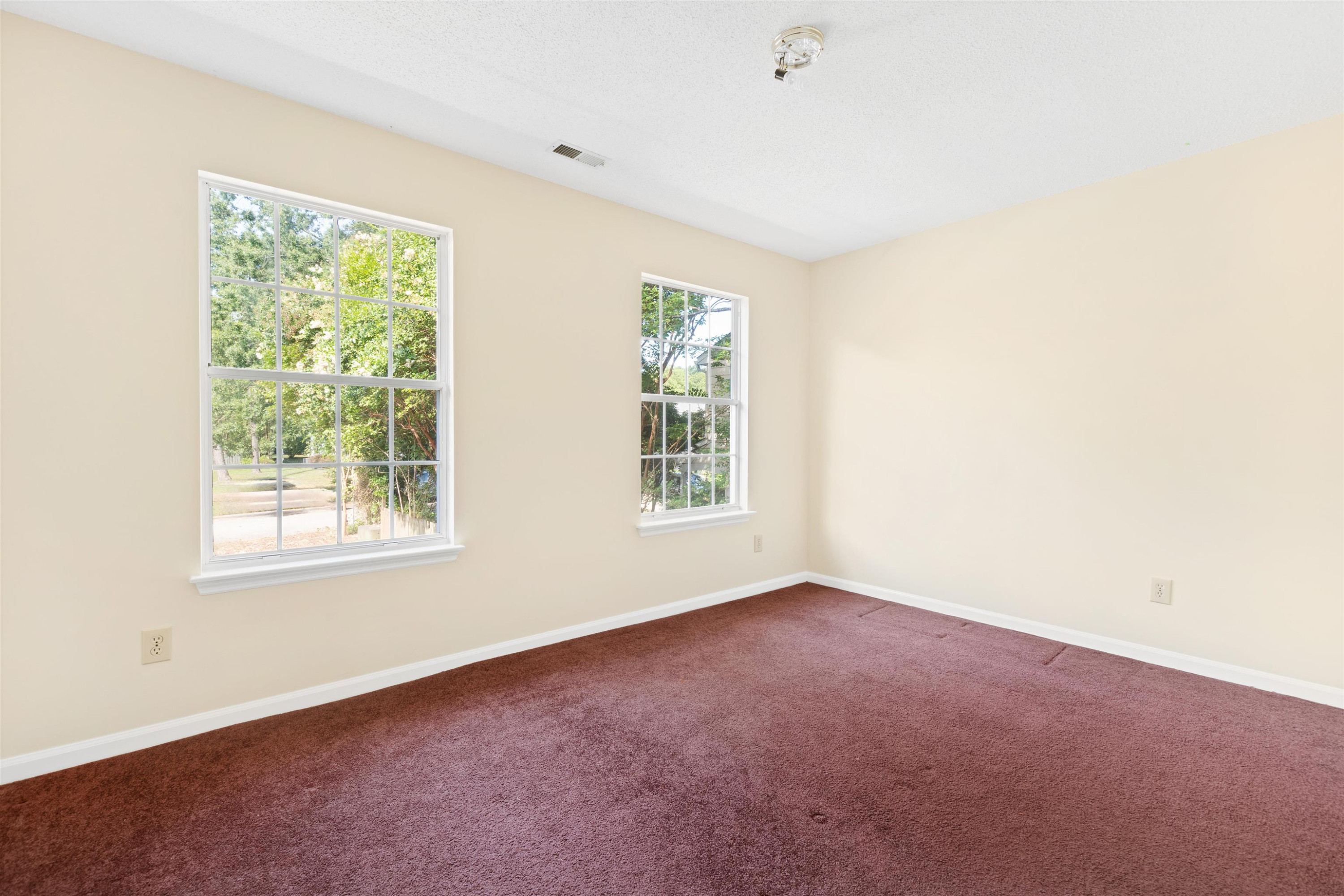 1917 Grove Point Court