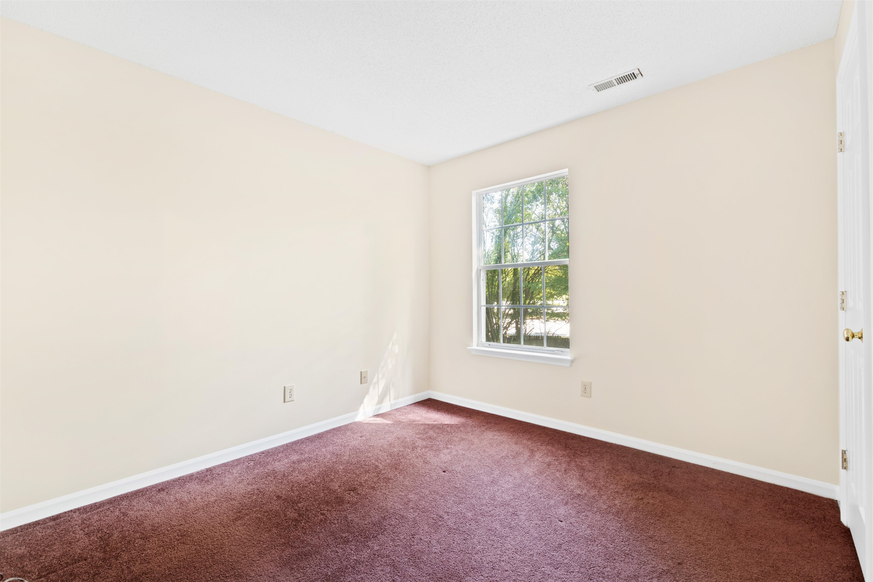 1917 Grove Point Court