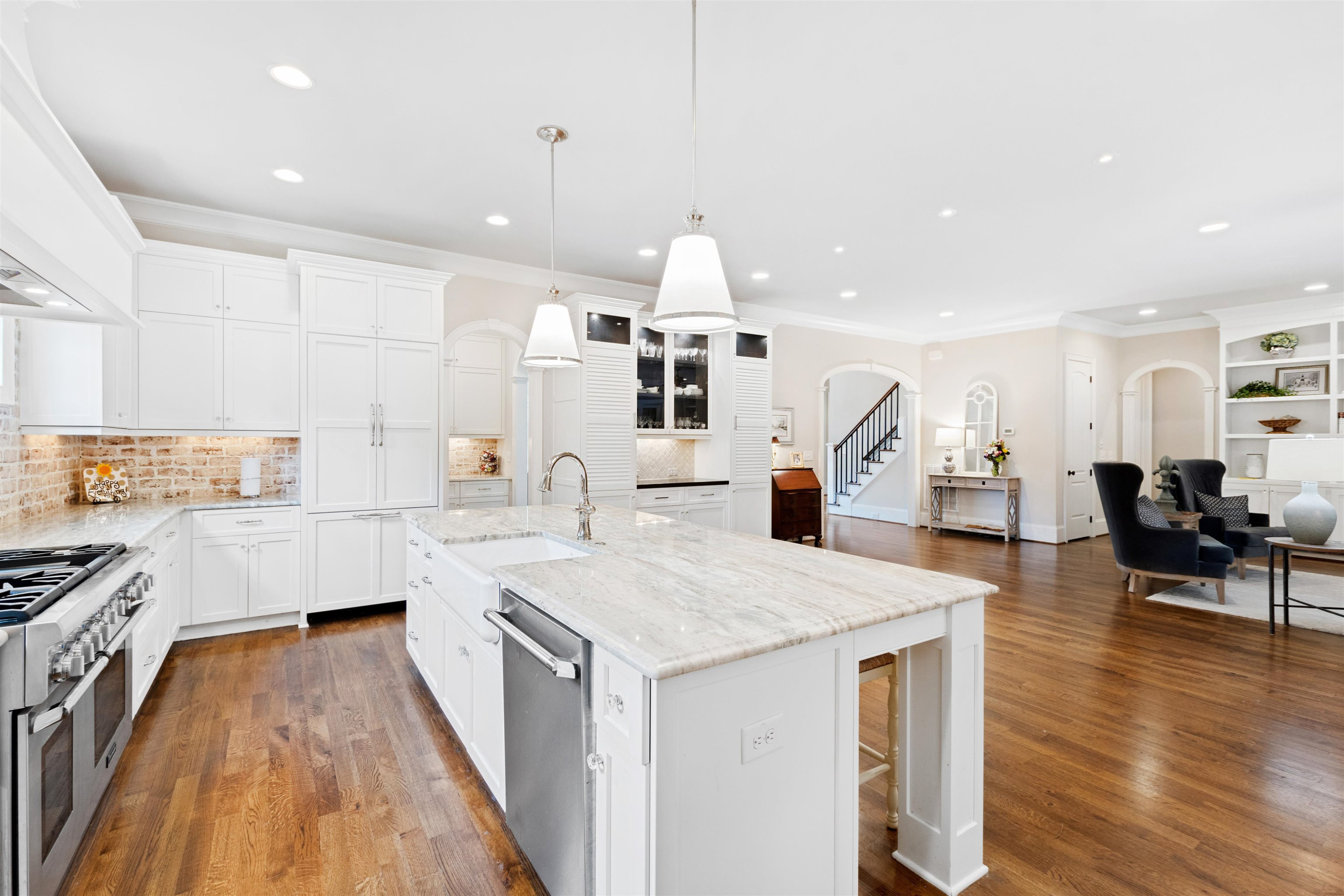 1231 Canterbury Road