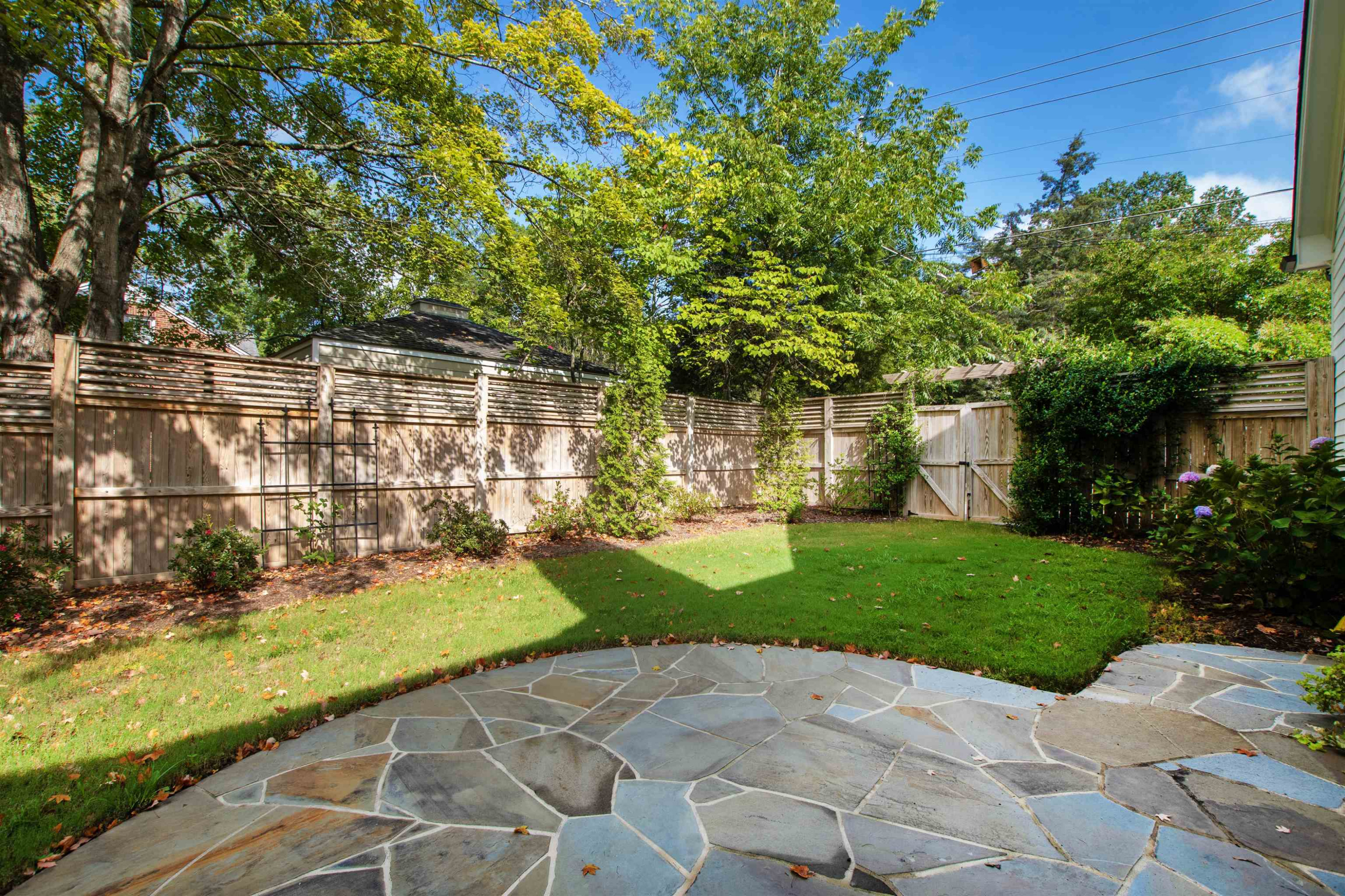 1231 Canterbury Road