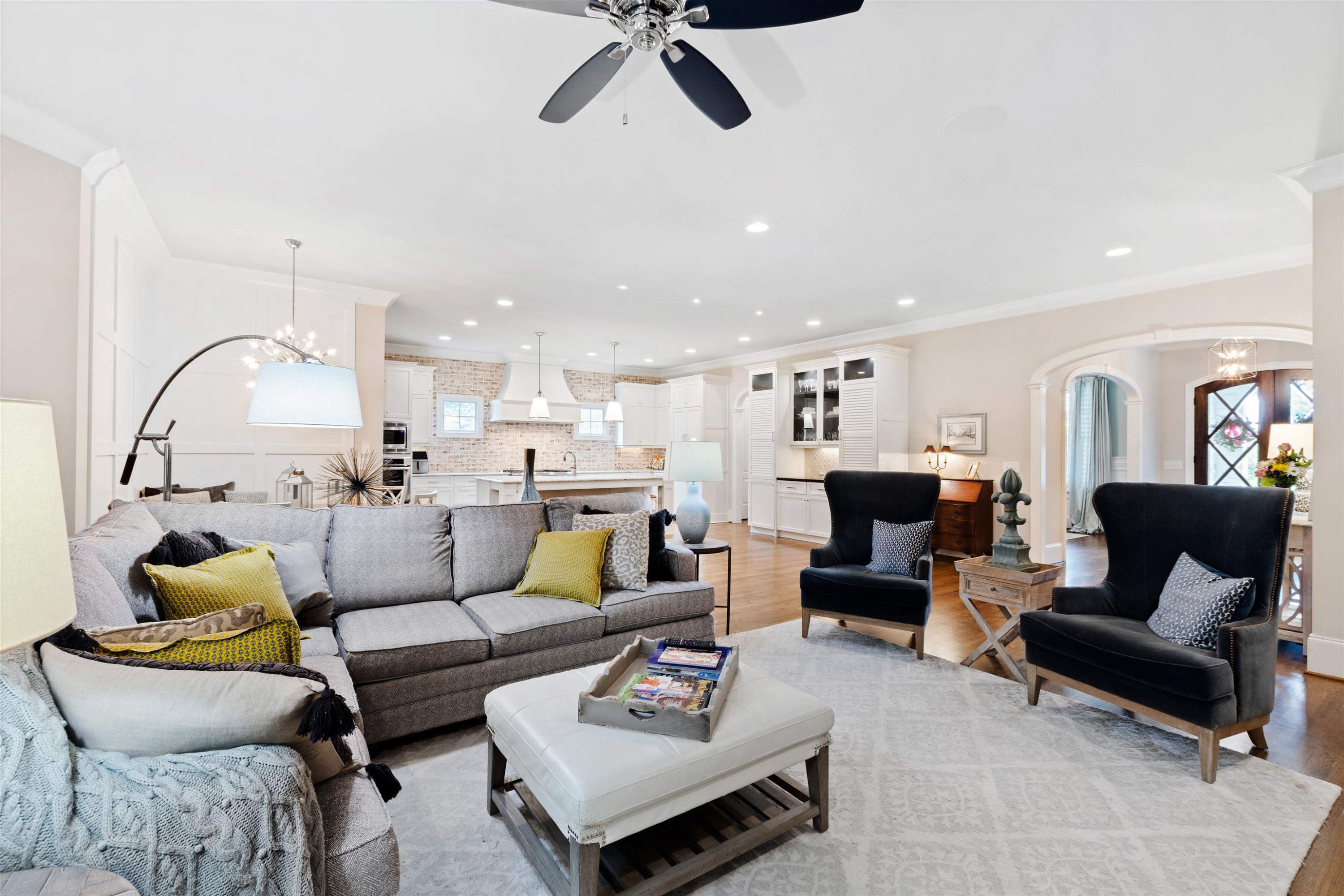 1231 Canterbury Road