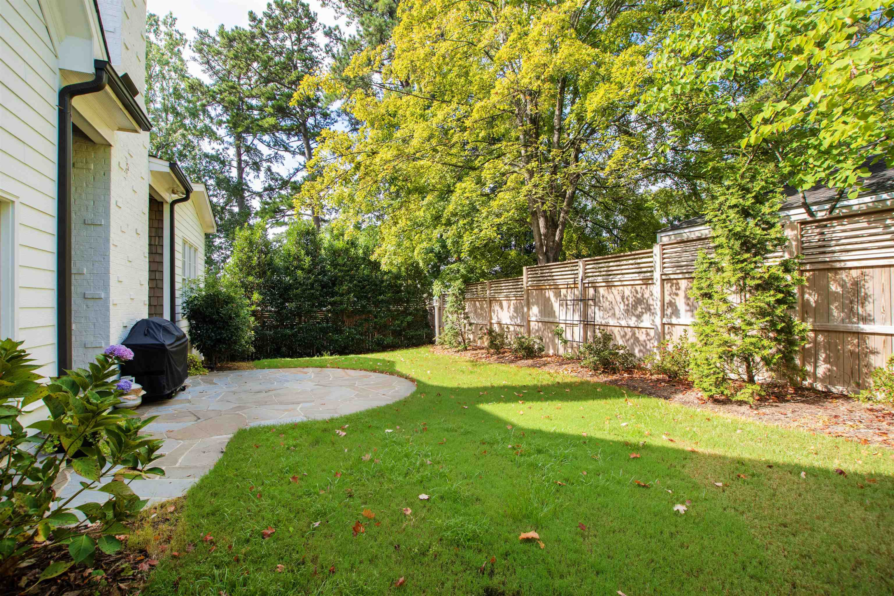 1231 Canterbury Road