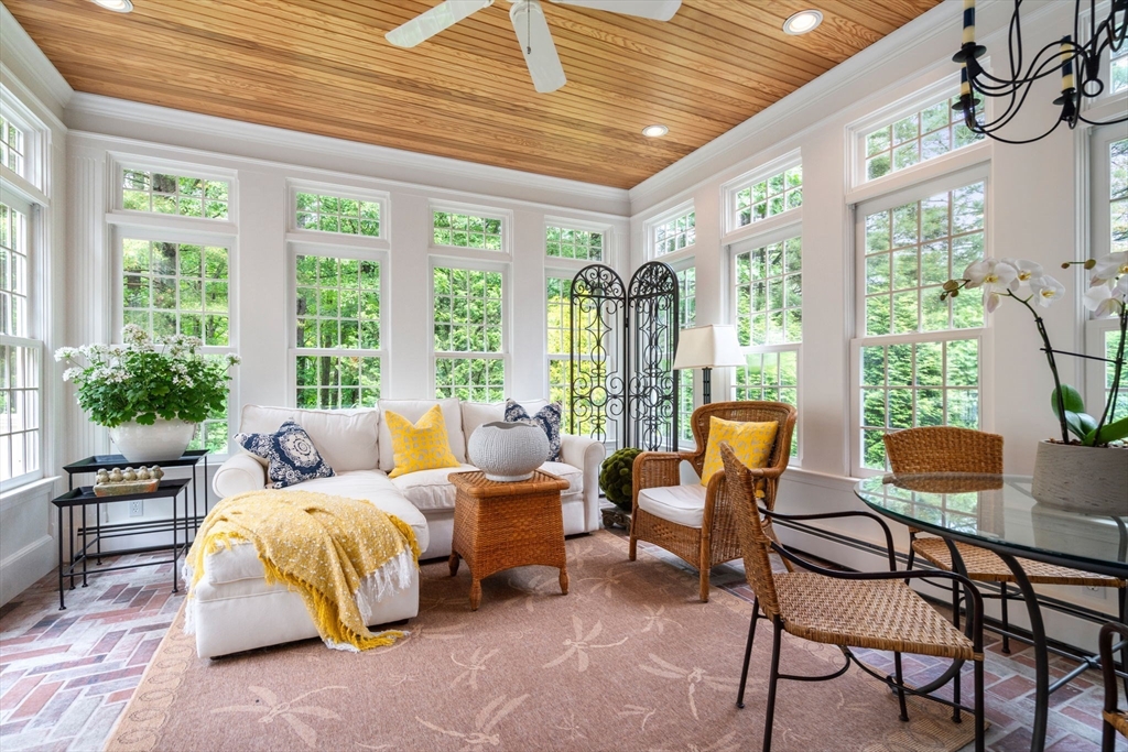 40 Bubbling Brook Road