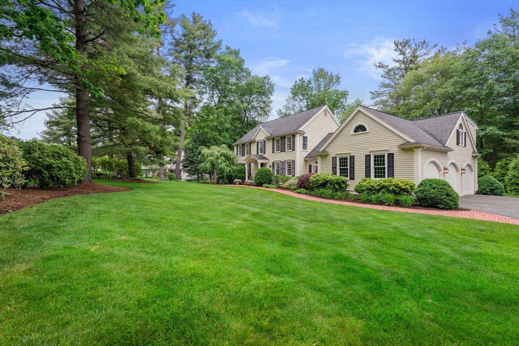 40 Bubbling Brook Road