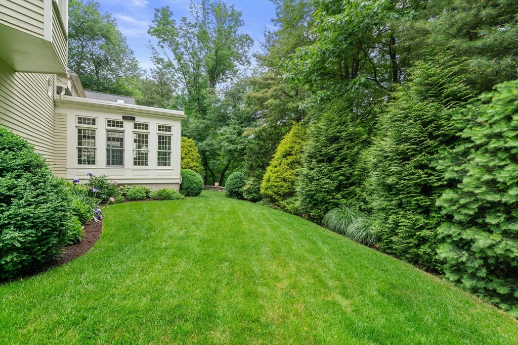40 Bubbling Brook Road