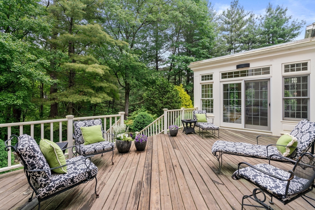 40 Bubbling Brook Road