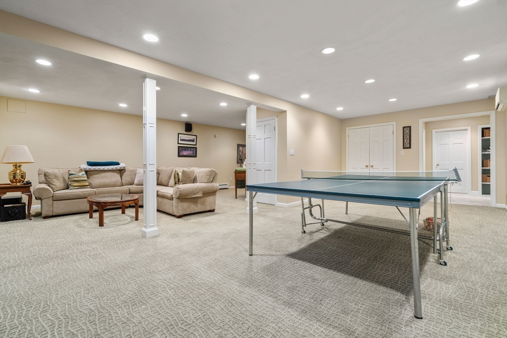 40 Bubbling Brook Road