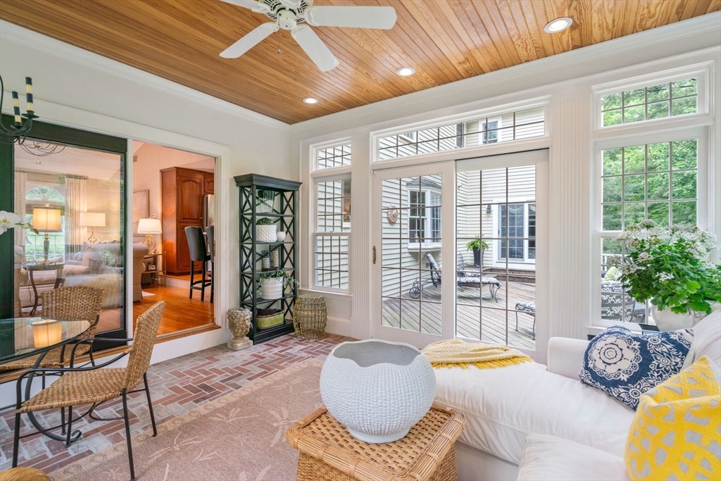 40 Bubbling Brook Road
