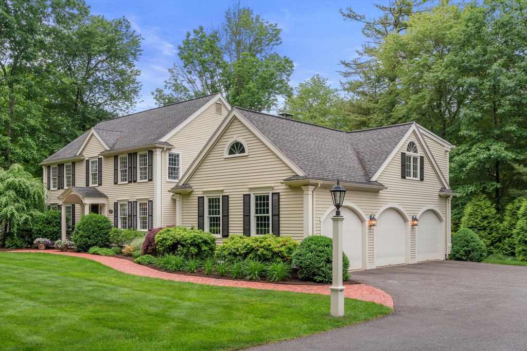 40 Bubbling Brook Road