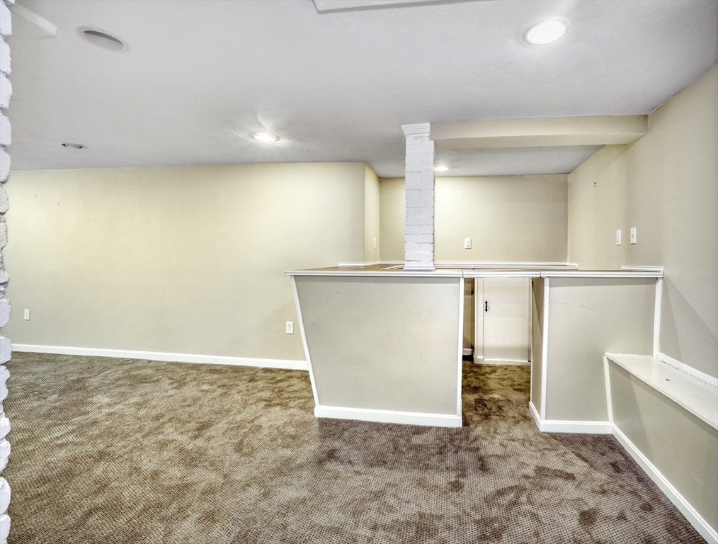 166 Lakeshore Drive