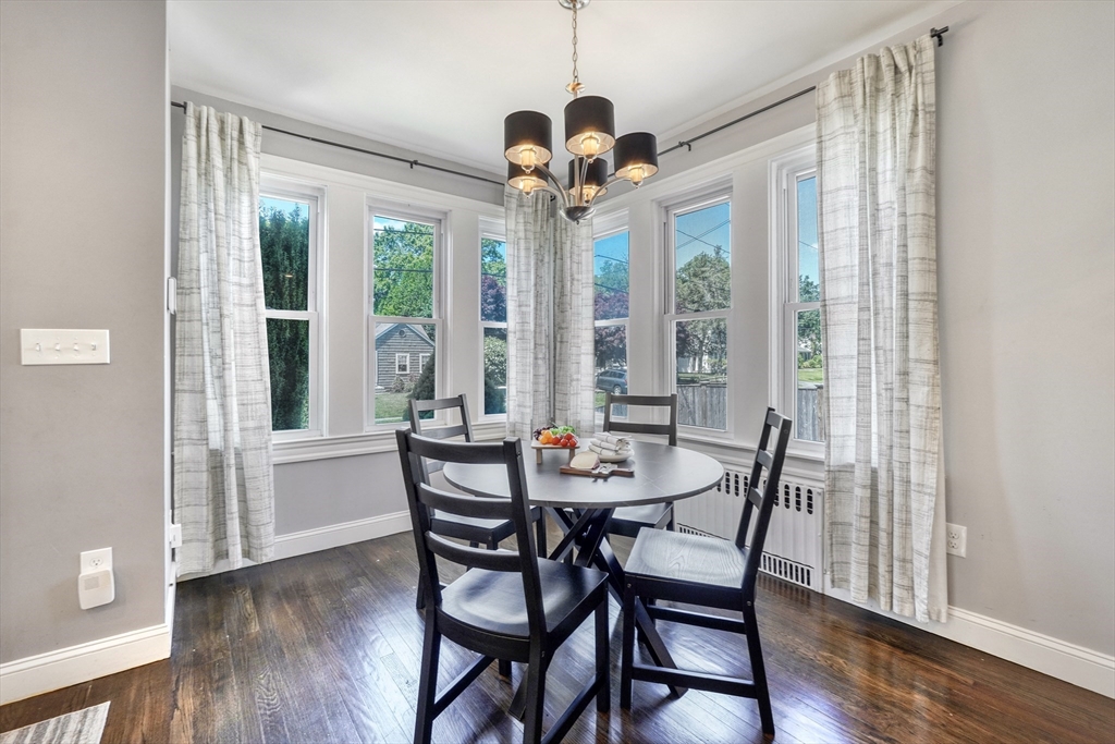 166 Lakeshore Drive