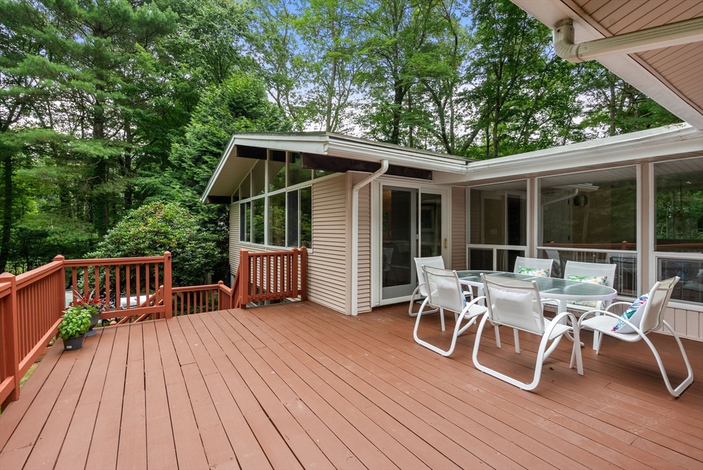 9 Indian Ridge Road