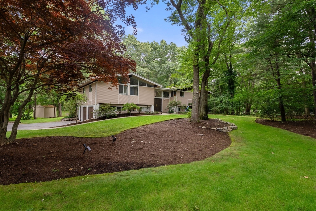 9 Indian Ridge Road