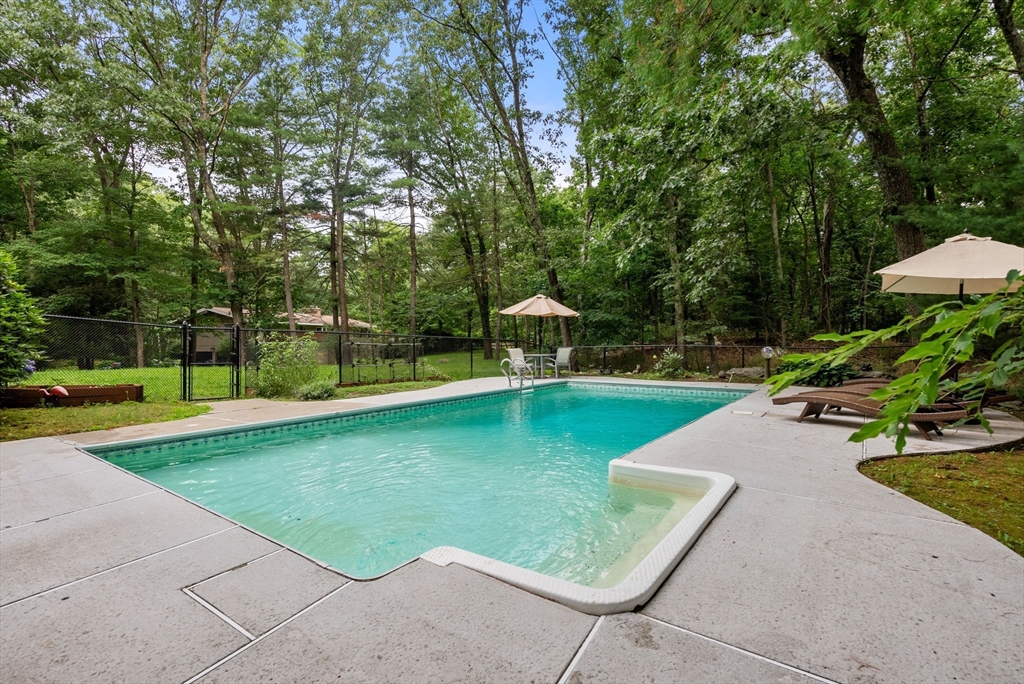 9 Indian Ridge Road