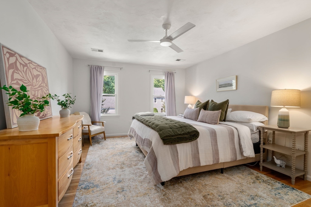 33 Whitney Avenue