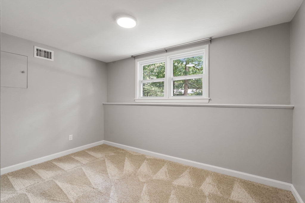 253 Oak Street
