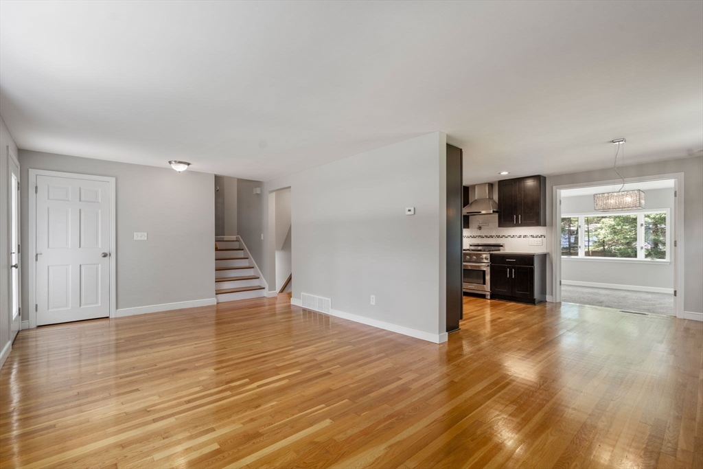 253 Oak Street