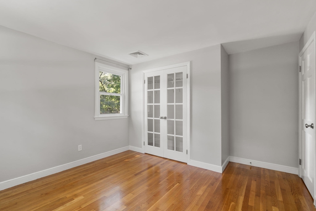 253 Oak Street