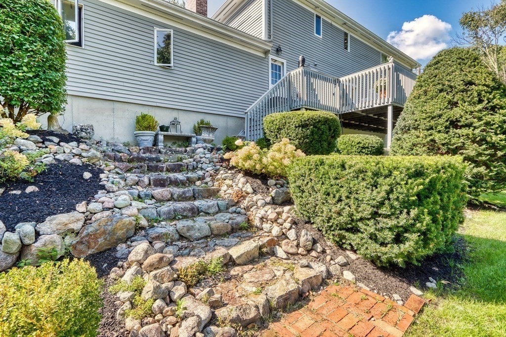 219 High Rock Street