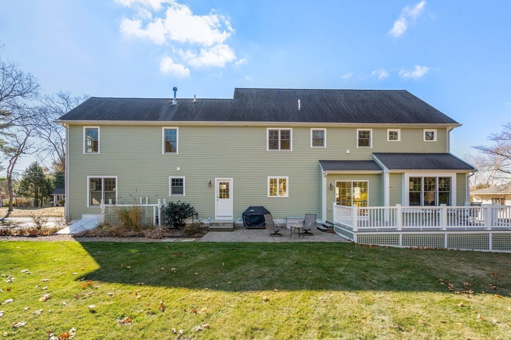 86 Strasser Avenue