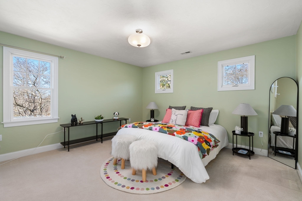 86 Strasser Avenue