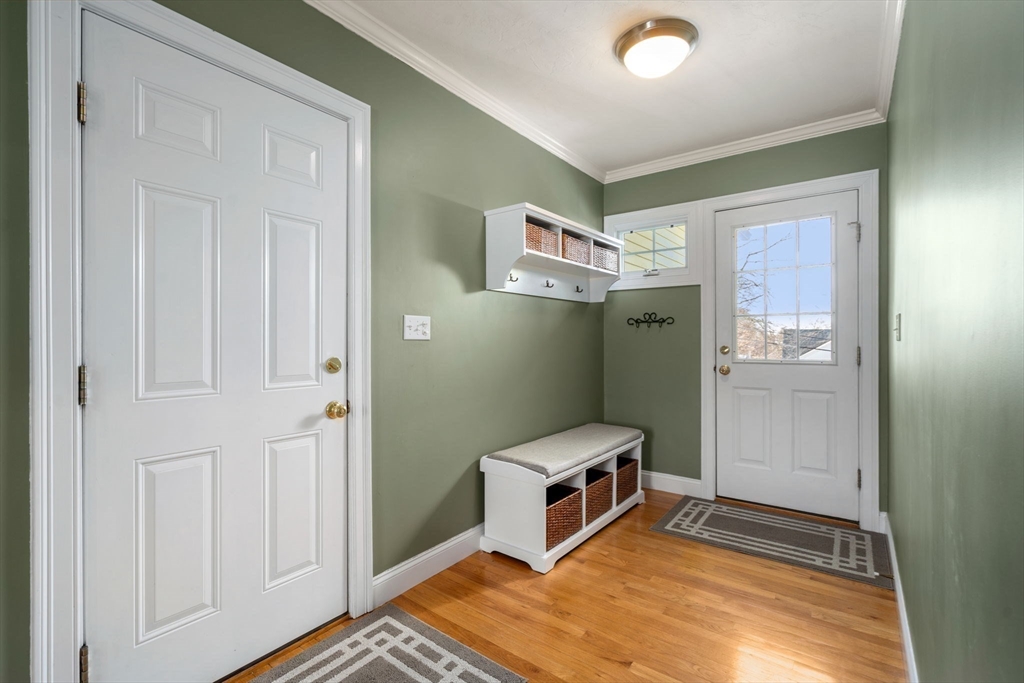 86 Strasser Avenue
