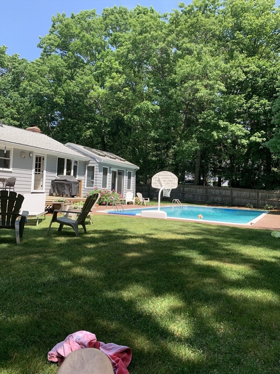 215 Briar Lane