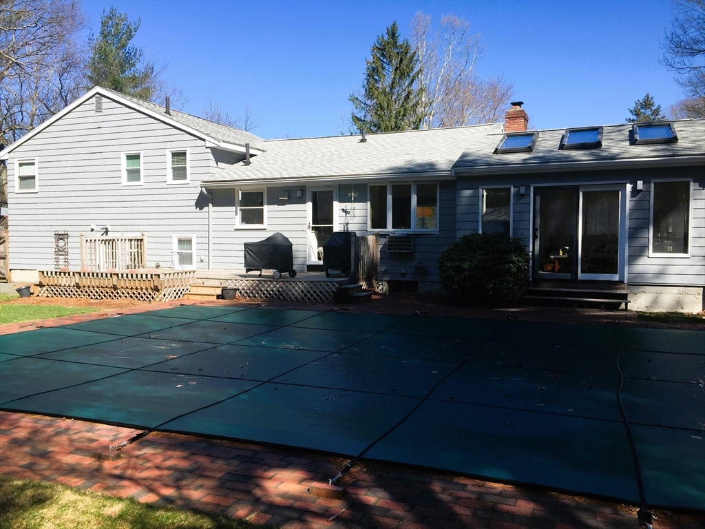 215 Briar Lane
