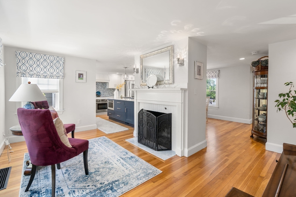 159 Lakeshore Drive