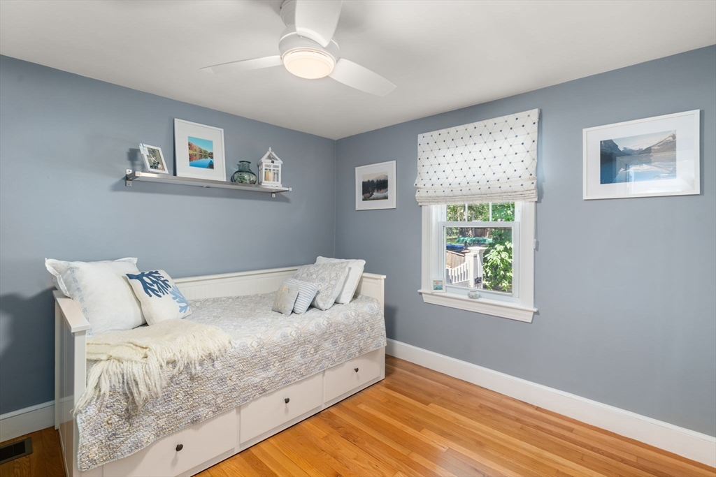 159 Lakeshore Drive