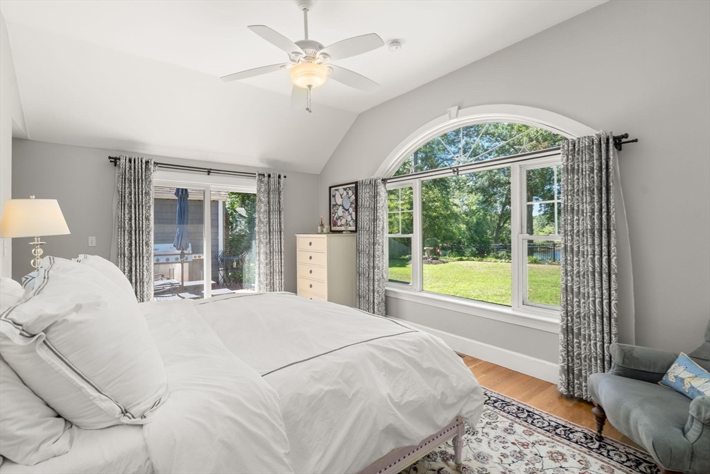 159 Lakeshore Drive
