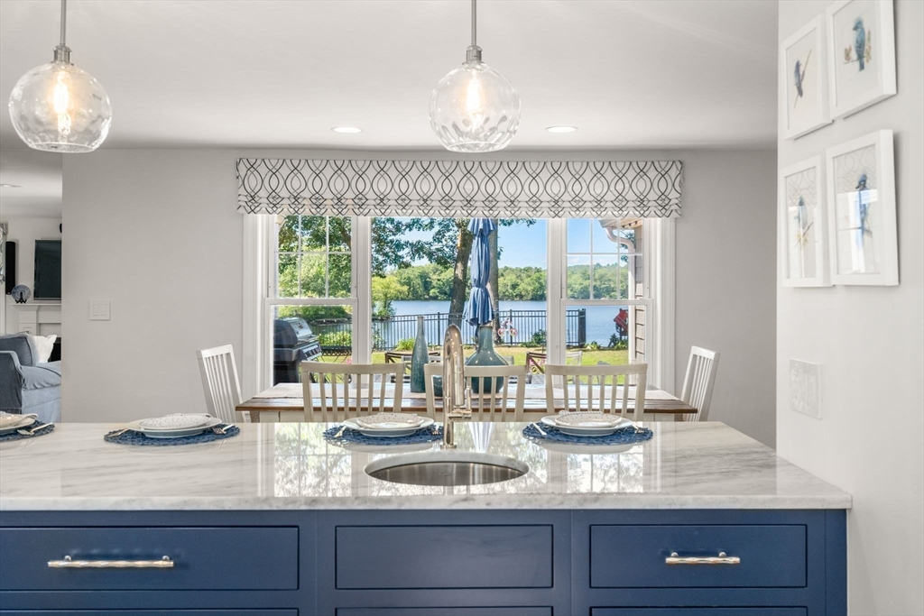 159 Lakeshore Drive
